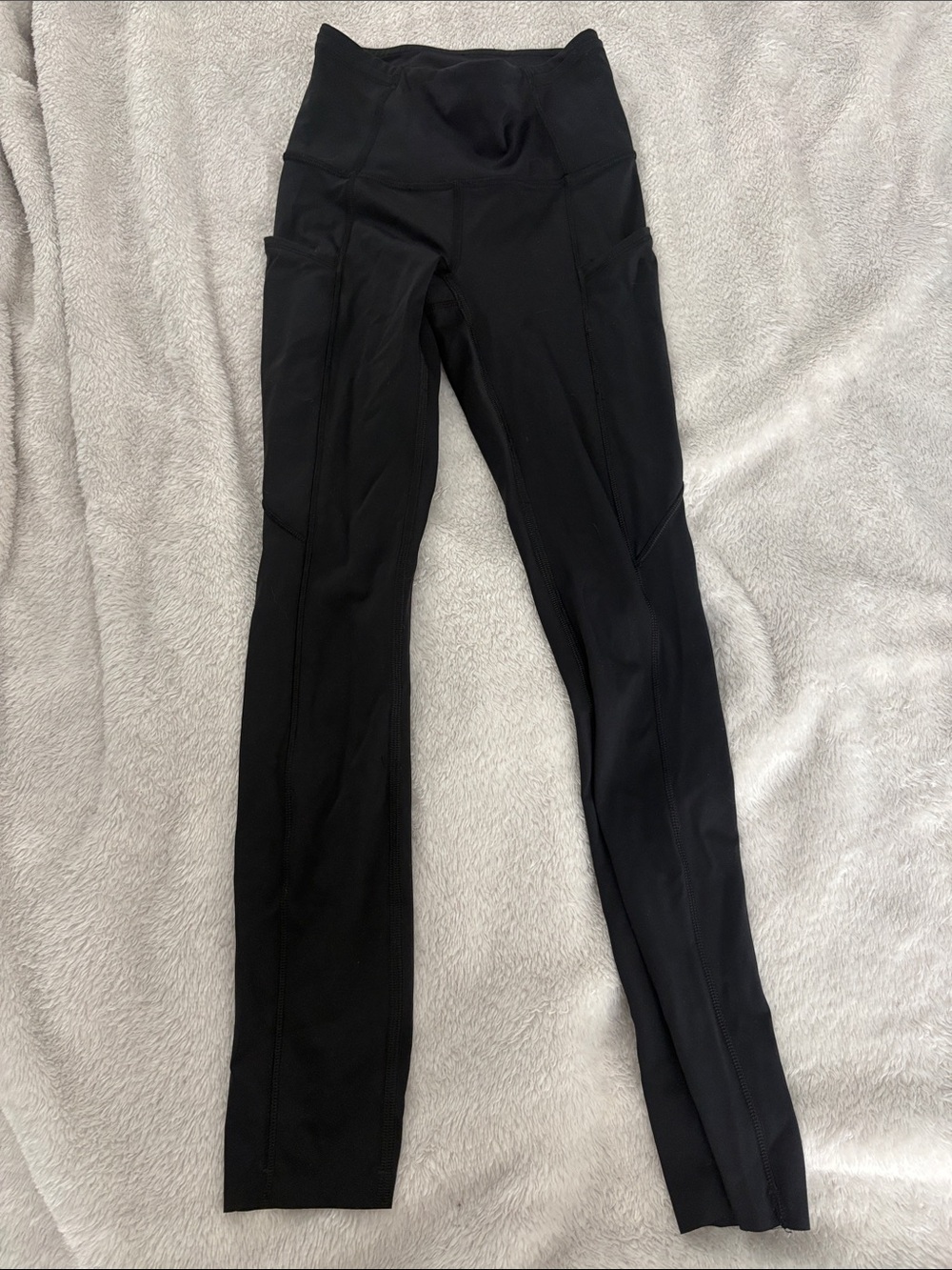 lulu leggings w side pocket